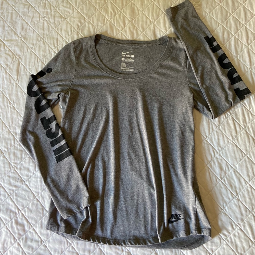 Nike - Picture 3 of 11